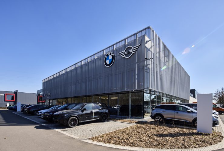 Showroom bmw a&m mathieu gijbels de voordenkers