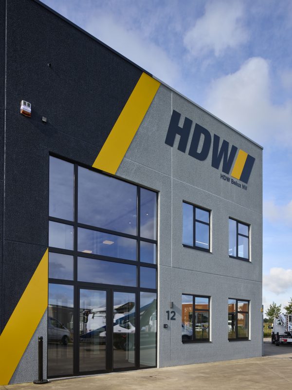 hdw, mathieu gijbels, renovatie, bedrijfshal, kantoor