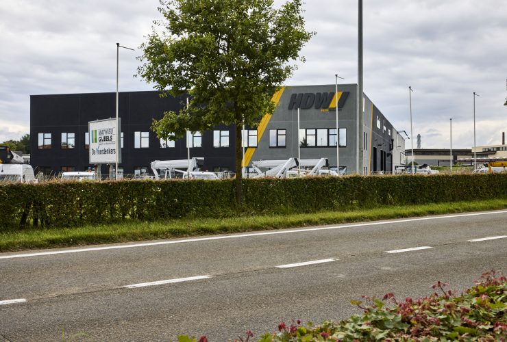 hdw, mathieu gijbels, renovatie, bedrijfshal, kantoor