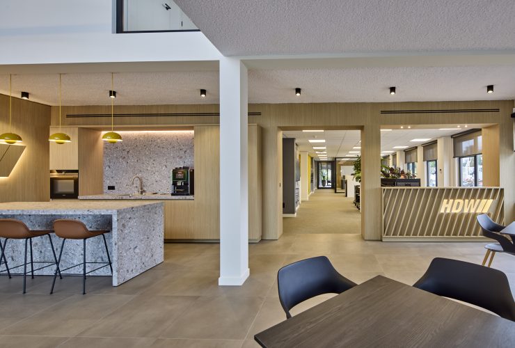 renovatie, bedrijfshal, kantoor