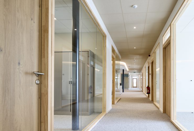 cp bourg bedrijfsgebouw de voordenkers kantoren