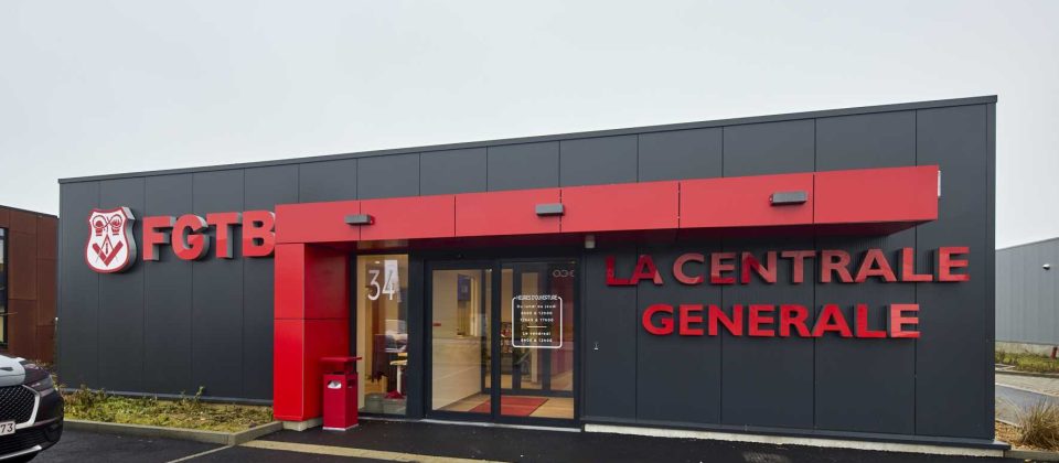 FGTB Nijvel, mathieu gijbels, de voordenkers, nieuwbouw, kantoorbouw, gloednieuwe kantoren, bouwen in wallonie, bouwbedrijf oudsbergen.