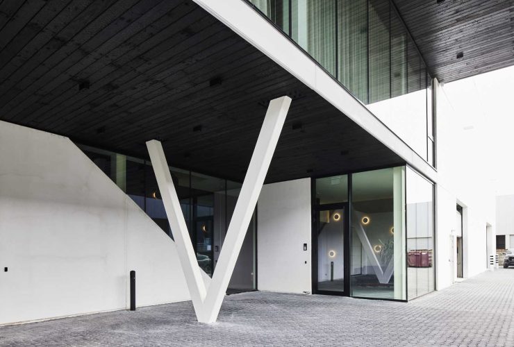 Veko Lightsystems, nieuwbouw, mathieu gijbels, casco, industriehal, kantoorgebouw